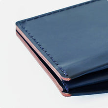 이미지를 갤러리 뷰어에 로드 , MAKR™ Landscape Billfold Wallet Cordovan - NAVY
