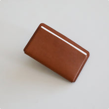 이미지를 갤러리 뷰어에 로드 , MAKR™ Loop Landscape Cardholder - TAN
