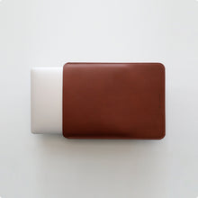 이미지를 갤러리 뷰어에 로드 , MAKR™ Macbook Sleeve 13 inch - SADDLE TAN
