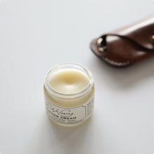 이미지를 갤러리 뷰어에 로드 , Christophe Pourny™ Leather Cream
