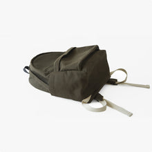 이미지를 갤러리 뷰어에 로드 , MAKR™ Arc Daypack - ARMY GREEN
