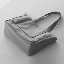 이미지를 갤러리 뷰어에 로드 , MAKR™ Offset Tote - CARBON BLUE
