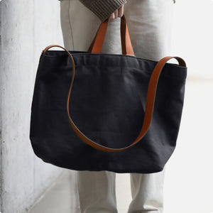 MAKR™ Sling Tote - BLACK