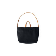 이미지를 갤러리 뷰어에 로드 , MAKR™ Sling Tote - BLACK
